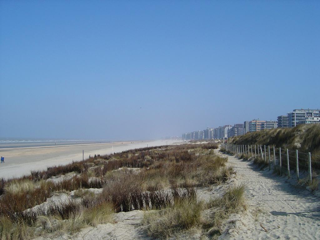 La Plage La Panne Extérieur photo